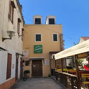  Hostel Garden Croatia